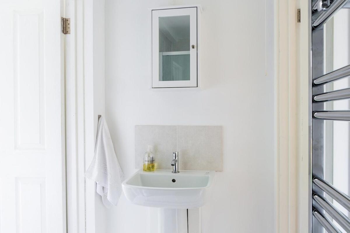 New Snug Doubleensuite In Central Forest Row Eksteriør billede